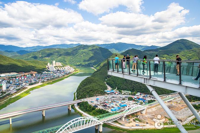 8D6N  SEOUL/ JEJU ISLAND/ DANYANG/ SUWON/ GIMPO