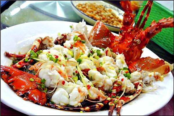 8D7N FUJIAN / CHAOSHAN GOURMET EXPERIENCE  (XIAMEN / QUANZHOU / FUZHOU / PUTIAN / YONGDING TULOU / MEIXIAN / CHAOHZHOU / SHANTOU) 