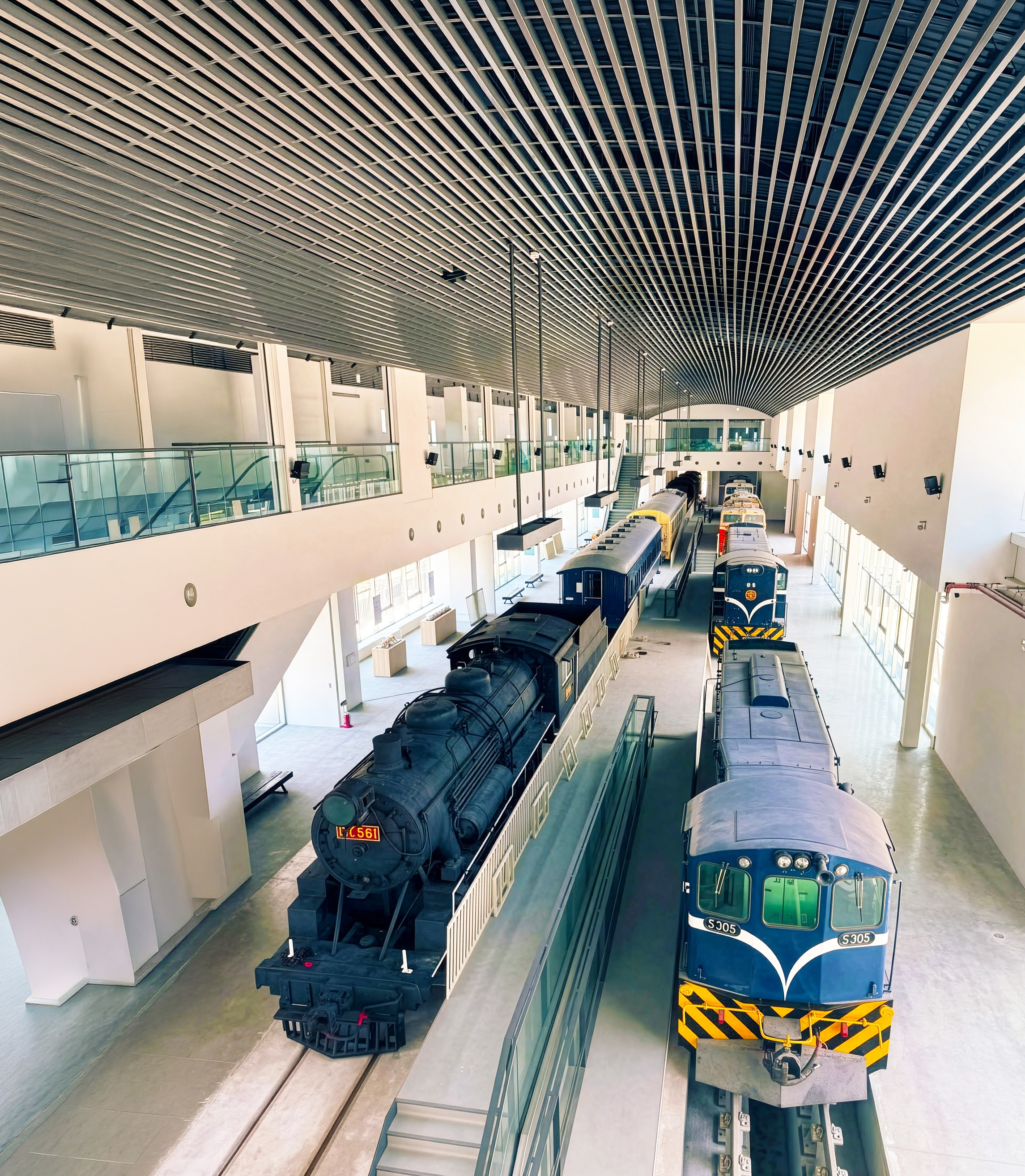 6D4N TAOYUAN/ TAIPEI/ MIAOLI (SIGNTSEEING TRACKLESS MINI TRAIN + PINEAPPLE CAKE DIY EXPERIENCE)