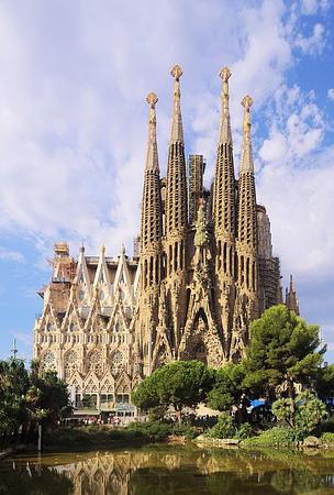 11D8N SPAIN & PORTUGAL (BARCELONA, VALENCIA, GRANADA, SEVILLE, LISBON, COIMBRA, SALAMANCA, SEGOVIA, MADRID, TOLEDO)