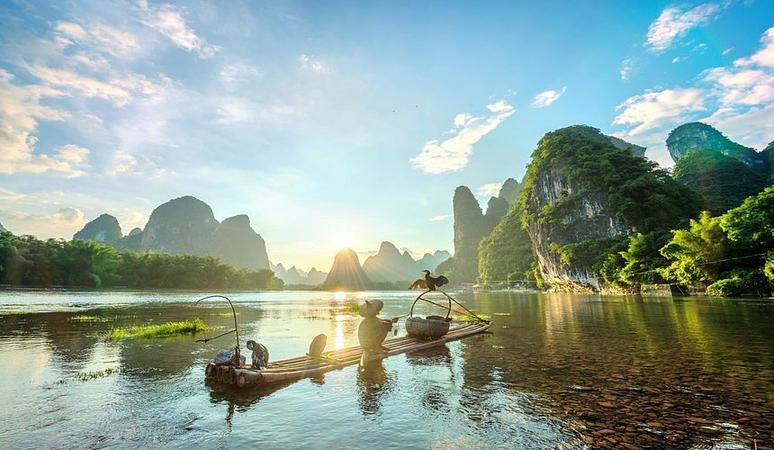 6D5N GUILIN/LONGSHENG/YANGSHUO/LIPU/LONGJI RICE TERRACES + XIANGLONG GLASS BRIDGE