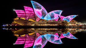 7D5N VIVID SYDNEY + BLUE MOUNTAINS + HUNTER VALLEY + PORT STEPHEN (SAND BOARDING) + SYDNEY OYSTER FARM