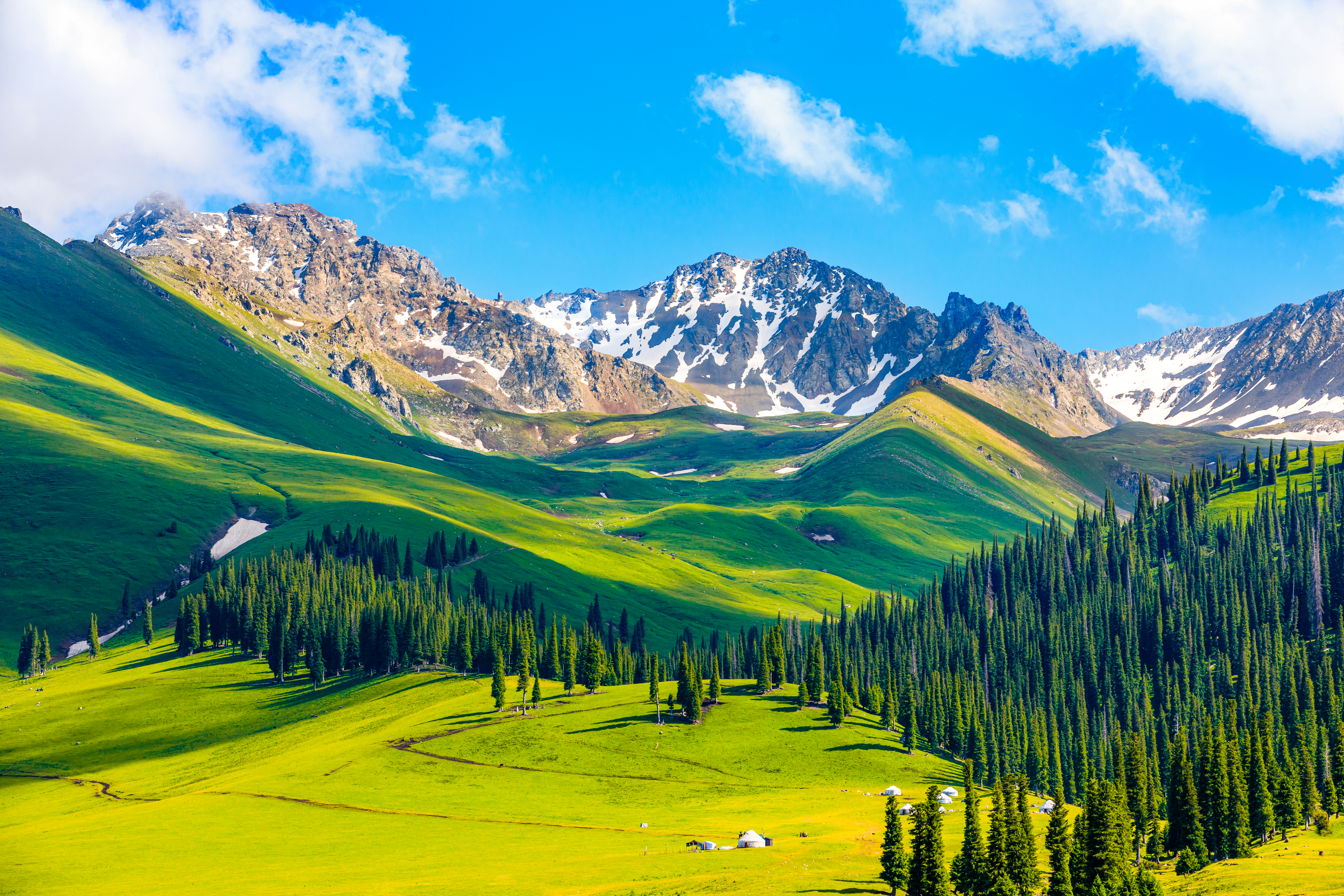 14D12N EXPLORING NORTHERN XINJIANG & THE HIDDEN SILK ROAD -URUMQI/NALATI/YINING/KUITUN/BURQIN/HEMU/ALTAY/TURPAN/DUNHUANG (IN URC OUT DNH) 