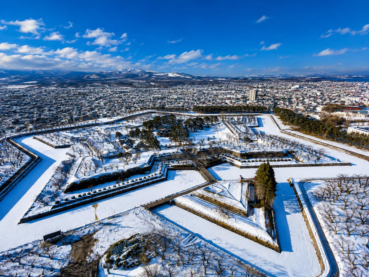 7D5N HOKKAIDO + HAKODATE (NOBORIBETSU / LAKE TOYA / HAKODATE / OTARU / SAPPORO)