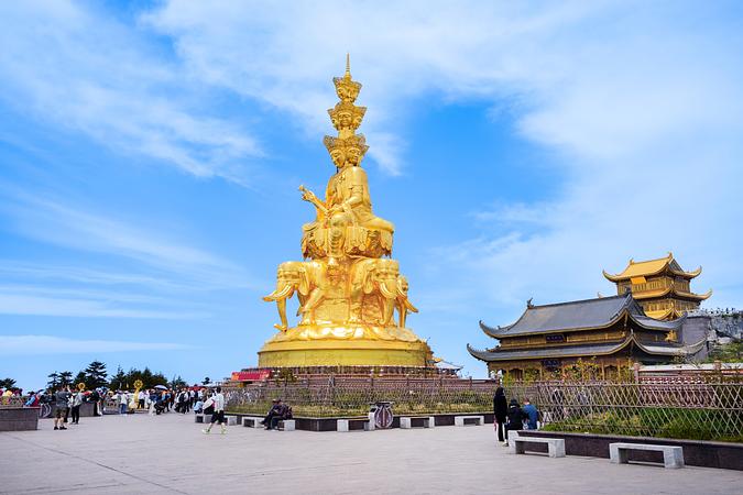8D7N CHENGDU/JIUZHAIGOU/HUANGLONG/DUJIANGYAN/LESHAN GIANT BUDDHA/EMEI MOUNTAIN (ONE WAY HIGH SPEED TRAIN)