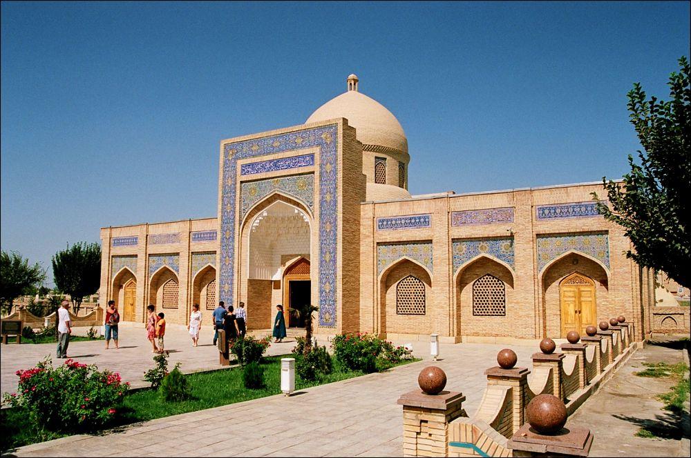 8H6M Uzbekistan 4 Kota