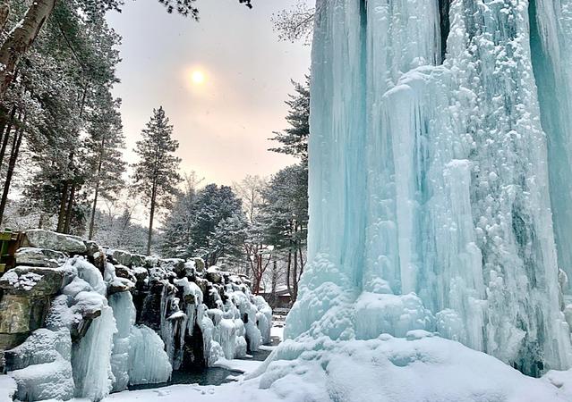 6D4N SEOUL/NAMI ISLAND/EOBI ICE VALLEY+SKI FUN AT HIGH1