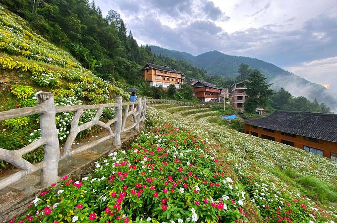 6D5N LEISURELY GUILIN · DISCOVER LONGSHENG · RELIVE YANGSHOU